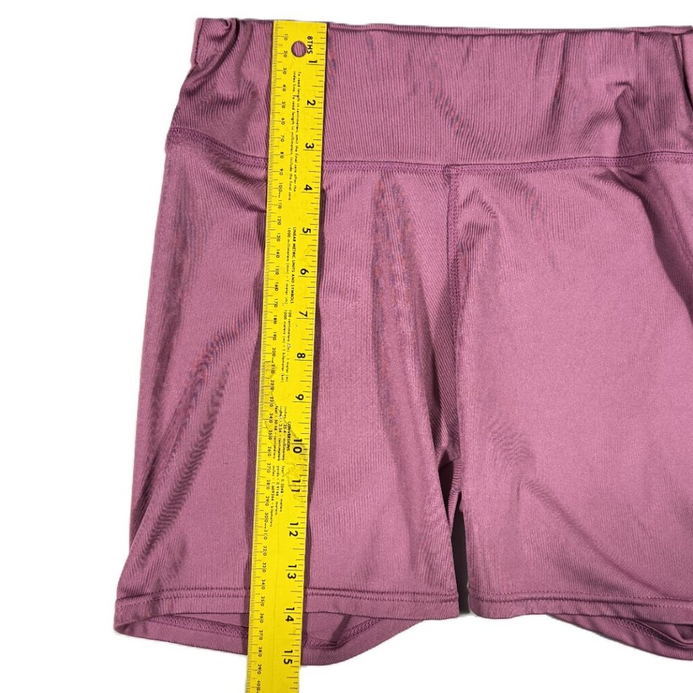 Two Pair, Women's Yoga / Athletic Shorts; Size Medium; Unknown Brand - Picture 5 of 10